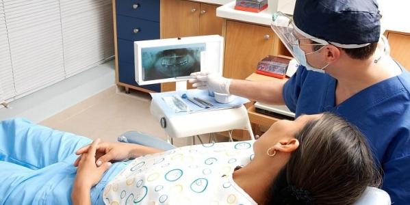 Si tengo una cobertura dental dentro de mi seguro de salud, ¿por qué tener un seguro dental?
